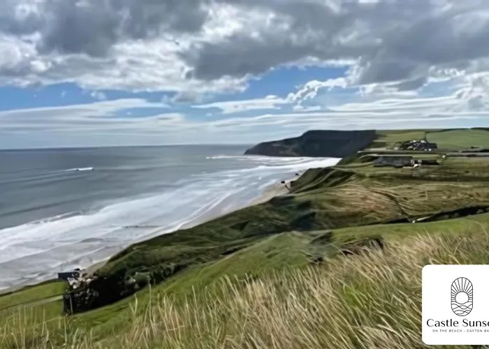 Luxury 4-bedroom Beachfront With Hot Tub & Games