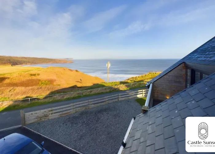 Willa Luxury 4-bedroom Beachfront With Hot Tub & Games *