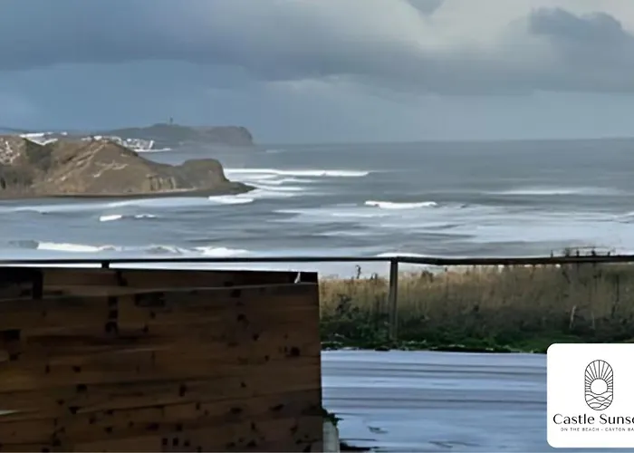 Luxury 4-bedroom Beachfront With Hot Tub & Games Willa Cayton