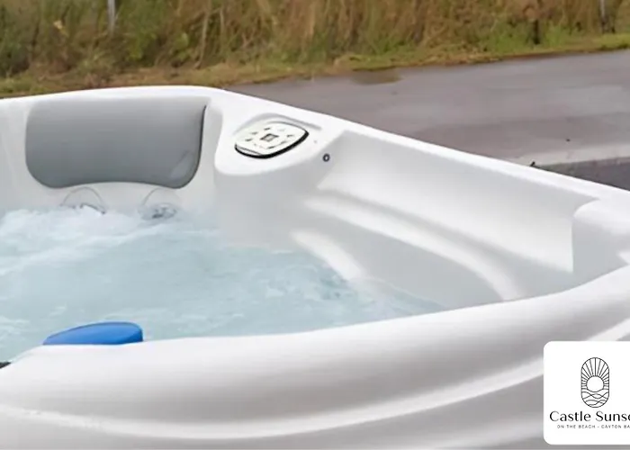 Willa Luxury 4-bedroom Beachfront With Hot Tub & Games Cayton